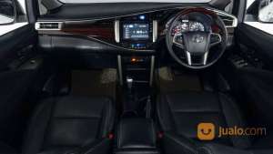 Jual bekas Toyota Innova 2.0 Venturer AT 2017 Putih,lokasi di Kota Bekasi