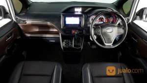 Jual bekas Toyota Voxy 2.0 AT 2019 Putih,lokasi di Kota Tangerang Selatan