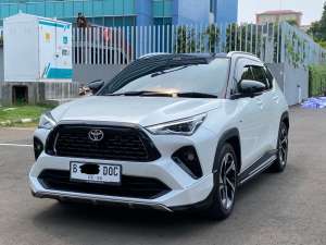 Jual bekas Toyota Yaris Cross 1.5 S GR 2023 Putih,lokasi di Jawa Barat