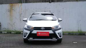 Jual bekas TOYOTA YARIS S TRD HEYKERS 1.5 AT 2017 PUTIH,lokasi di Jawa Barat
