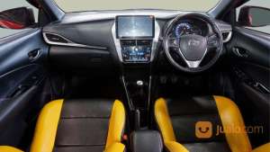 Jual bekas Toyota Yaris S TRD Sportivo MT 2018 Merah,lokasi di Kota Semarang