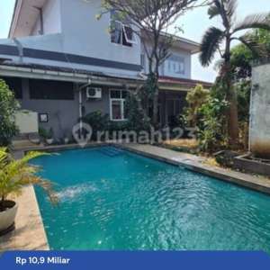 Turun harga dari 12M jadi 10,9M Dijual Rumah Di Kemang, Daerah Tenang, Semi Furnish, Bagus, Shm , tersedia melalui melalui situs Rumah123