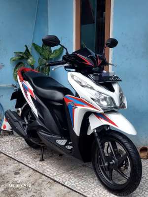 Jual bekas vario 125 di cari 2015,lokasi di Jatinegara