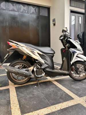 Jual bekas Vario 125 KZR CBS-ISS 2014,lokasi di Margahayu