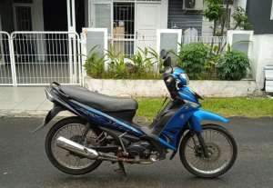 Jual bekas vega zr sangat terawat siap pakai,lokasi di Bumi Serpong Damai