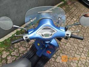 Jual bekas Vespa Primavera 2015, plat B warna Biru,lokasi di Kota Jakarta Timur