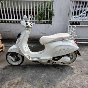 Jual bekas vespa sprint 2018 iget modif justi bieber,lokasi di Jakarta Timur
