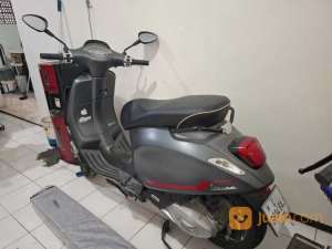 Jual bekas Vespa Sprint 2023 a.n. sendiri,lokasi di Kota Surabaya