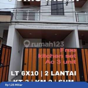 Wilson Rumah American Classic Di Poris Indah , tersedia melalui melalui situs Rumah123