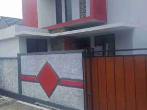 2 Menit ke tol. Dijual Rumah seperti baru bergaya kekinian dalam cluster di Pancoran Mas Depok , tersedia melalui melalui situs Olx