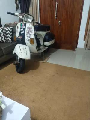 Jual bekas 2 unit motor tua,lokasi di Tanjung Karang Barat