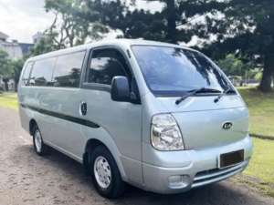 Jual bekas 2010 Kia Travello 2.7 Diesel MT 12Seat Cocok Untuk Travel Body Mulus Interior Terawat Baik Cash Nego,lokasi di Banten