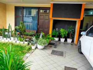 2lt 5km komplek elit taman Pulo indah - Cakung , tersedia melalui melalui situs Olx