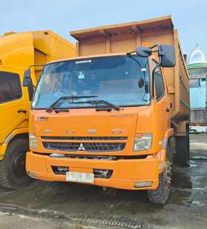 Jual bekas 60ribuKM Mitsubishi Fuso Tronton HD 6x4 Dumptruk 2022 dump truk 10roda,lokasi di Jakarta DKI