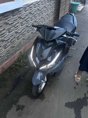 Jual bekas aerox new 2022 ss lengkap,lokasi di Bekasi Barat