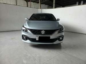 Jual bekas Antik cuma km 9rban Suzuki Baleno Hatchback ATMatic2022 Silver Good Condition siap pakai,lokasi di Jawa Barat