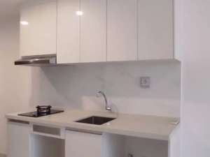 Apartmen Studio di Tower Acacia Sky, ada AC, kompor, water heater S242 , tersedia melalui melalui situs Olx