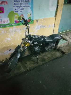 Jual bekas bobber gl 125 up tiger,lokasi di Palmerah