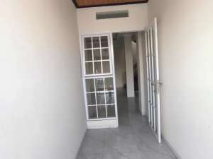 BUC turun harga Rumah Ketintang Surabaya , tersedia melalui melalui situs Olx