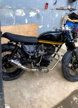 Jual bekas cafe racer basic gl pro,lokasi di Cimahi Tengah