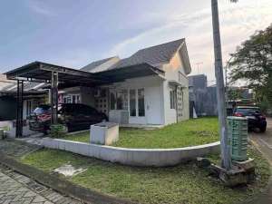Cibubur Country Cikeas, hoek, rumah tumbuh, harga murah , tersedia melalui melalui situs Olx