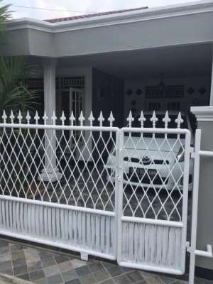 Dekat Jalan Raya Bintara, Luas Tanah 420 m2 , tersedia melalui melalui situs Olx