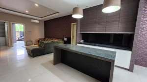 Dekat Java Mall, Rumah di Jl.Nangka Semarang Selatan , tersedia melalui melalui situs Olx