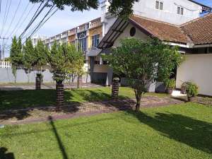 DI JUAL CEPAT RUMAH DAN LAHAN PINGGIR JALAN PROPINSI SUKABUMI JABAR , tersedia melalui melalui situs Olx