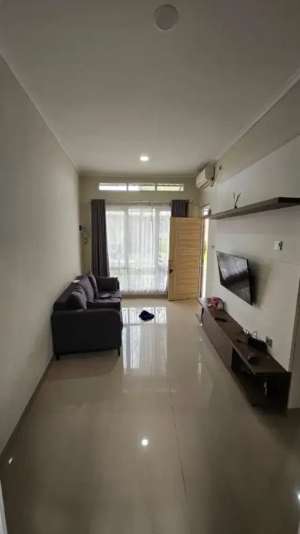 Di Jual Cepat rumah Second di komplek perumahan Depok lokasi di Komplek defatmawati L7 meruyung depok, tersedia melalui melalui situs Olx