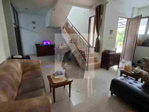 Di Jual Rumah 2 lantai, Alstonia TownHouse, Serua, Ciputat , tersedia melalui melalui situs Olx