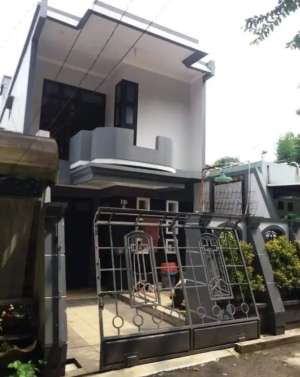 Di Jual Rumah siap huni dalam komplek di SeruaCiputat Tangsel , tersedia melalui melalui situs Olx
