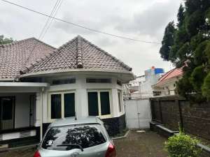 DIJUAL CEPAT RUMAH BAGUS KLASIK HERITAGE DI KOTA BANDUNG LUAS 573m2 , tersedia melalui melalui situs Olx