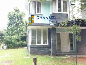 Dijual Cepat rumah dekat pintu tol, dekat pasmod, dekat stasiun, dekat sekolah, dekat RS di Neo Catalonia Nusaloka BSD Tangsel. , tersedia melalui melalui situs Olx