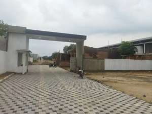 dijual cepat tanah kavlingan siap bangun di solobaru dekat dari rs dr oen strategis pas pinggir jalan raya gedangan solobaru lokasi di Solo Baru, tersedia melalui melalui situs Olx