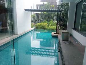 DIJUAL dan DISEWAKAN Rumah PIK1, Furnish, ada Pool , tersedia melalui melalui situs Olx