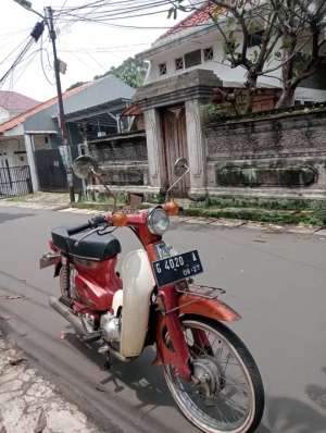 Jual bekas dijual honda c70,lokasi di Ciputat Timur