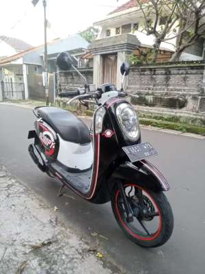 Jual bekas dijual honda scoppy 2012,lokasi di Ciputat Timur