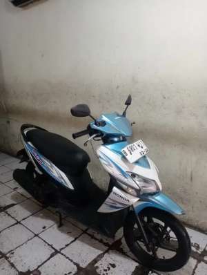 Jual bekas dijual honda vario karbu 2013,lokasi di Ciputat Timur