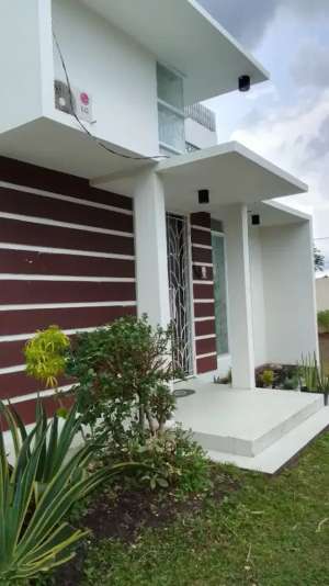 Dijual properti eksklusif lokasi di Komplek Al Azhar banjarbaru, tersedia melalui melalui situs Olx