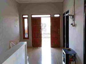 Dijual rumah 2 lantai di Bandung view kota dan gunung , tersedia melalui melalui situs Olx