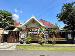 DIJUAL RUMAH 2 LANTAI SIAP HUNI DAERAH BUNGA MALANG , tersedia melalui melalui situs Olx