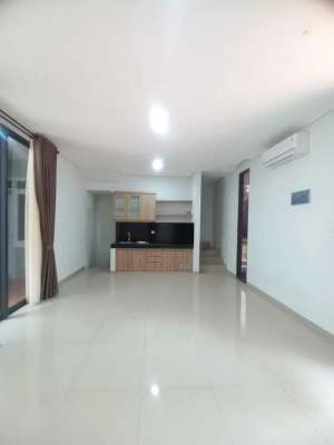 Dijual Rumah 2 LT Modern Minimalis di Discovery Bintaro Sektor 9 , tersedia melalui melalui situs Olx
