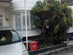 dijual rumah bagus1 lantai 2 kamar tidur di buah batu bandung , tersedia melalui melalui situs Olx