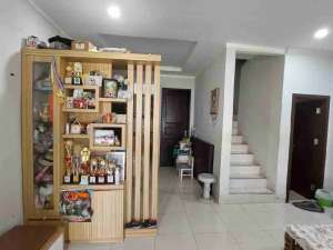 Dijual Rumah Bagus Siap Huni di Graha Raya Bintaro , tersedia melalui melalui situs Olx