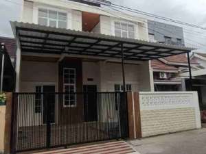 Dijual Rumah Baru Ketintang Madya Surabaya , tersedia melalui melalui situs Olx