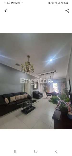 DIJUAL RUMAH BESAR SEMIFURNISH DENGAN KOLAM RENANG , tersedia melalui melalui situs Olx