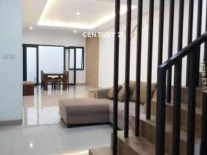 Dijual Rumah Cakep Di Komplek Perumahan Lokasi Strategis , tersedia melalui melalui situs Olx