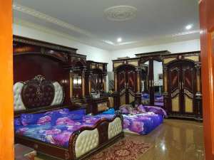 Dijual rumah dan 3 kios pinggir jalan strategis , tersedia melalui melalui situs Olx