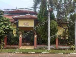 Dijual Rumah di HookPinggir Jalan Utama clusterAralia Tarumajaya, Harapan indah, Bekasi , tersedia melalui melalui situs Olx