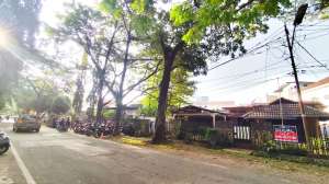 Dijual Rumah di Kambang Iwak Cocok Untuk Usaha Cafe dan Resto , tersedia melalui melalui situs Olx